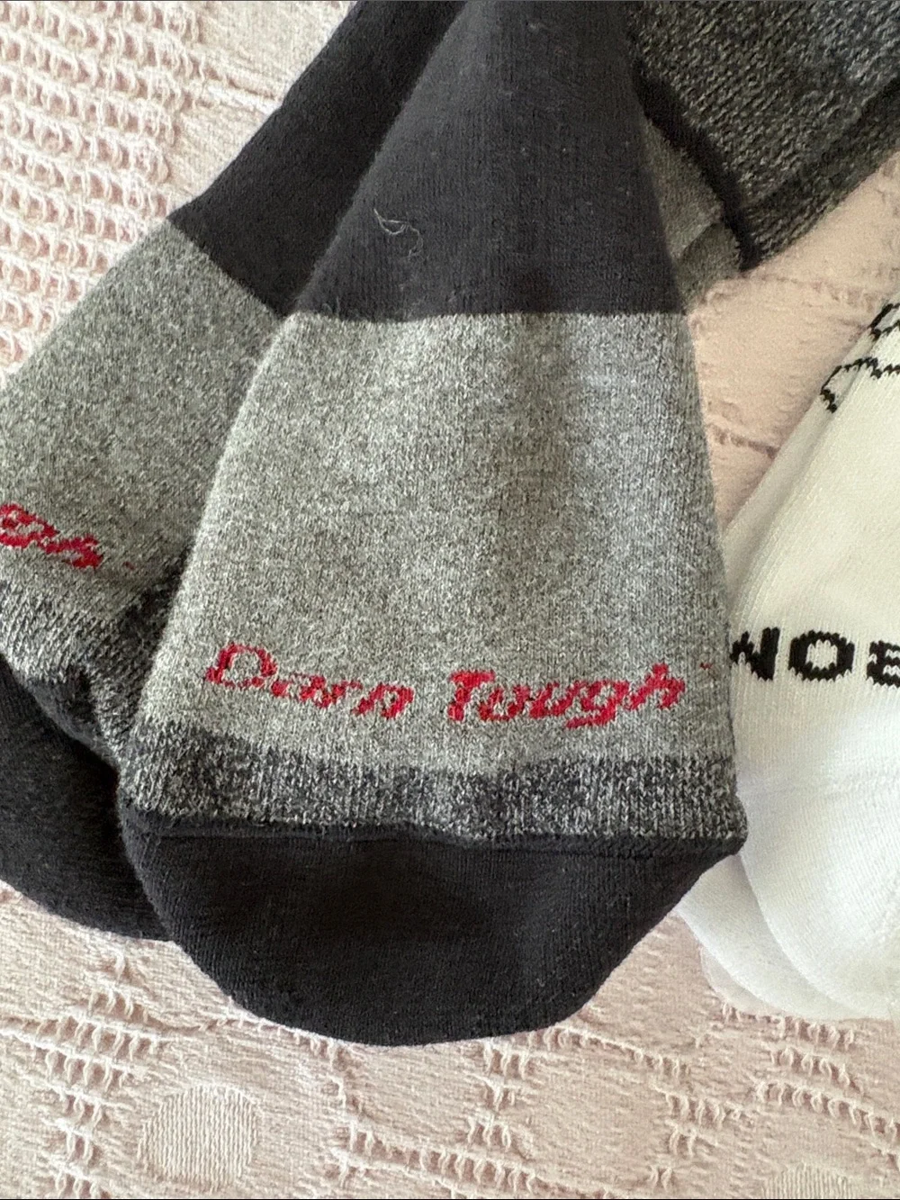 XL socks Bombas Darn Tough Men's Sock 3-Pack in Gray and White -